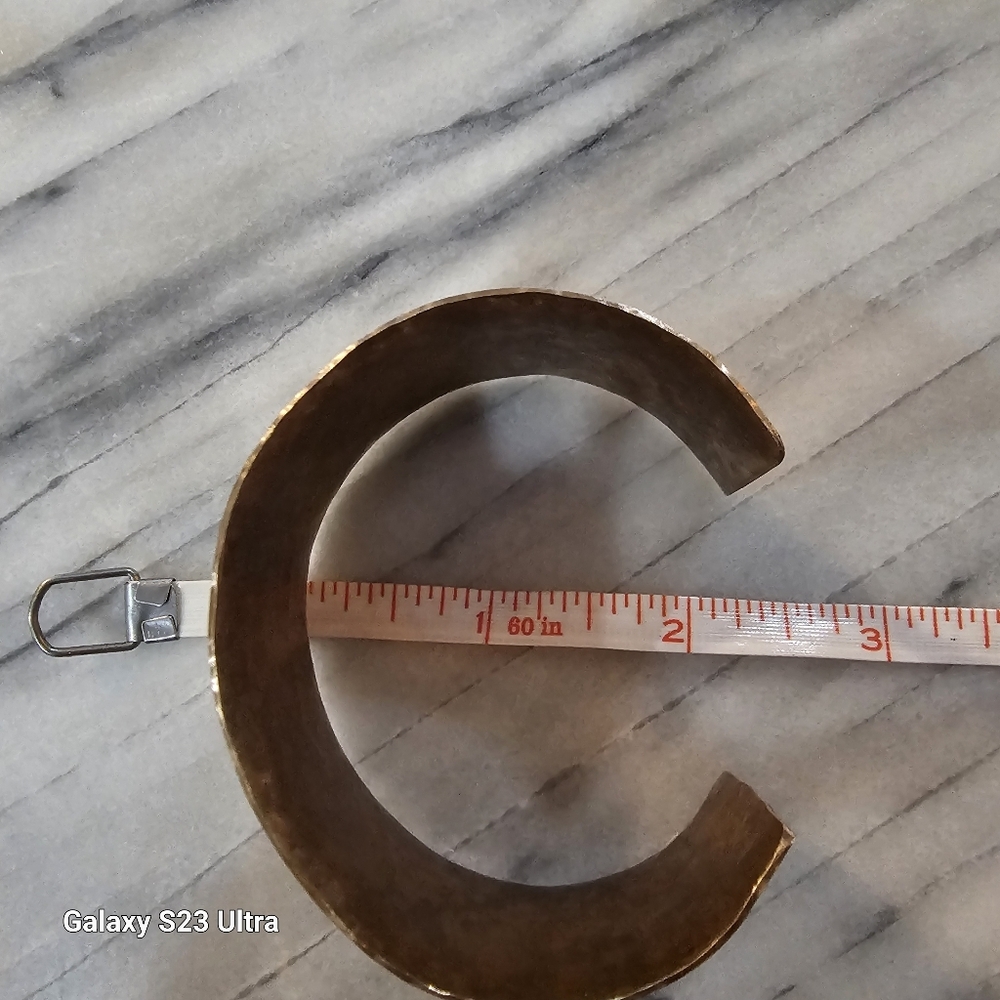 Hammered copper cuff bracelet - Picture 8 of 8